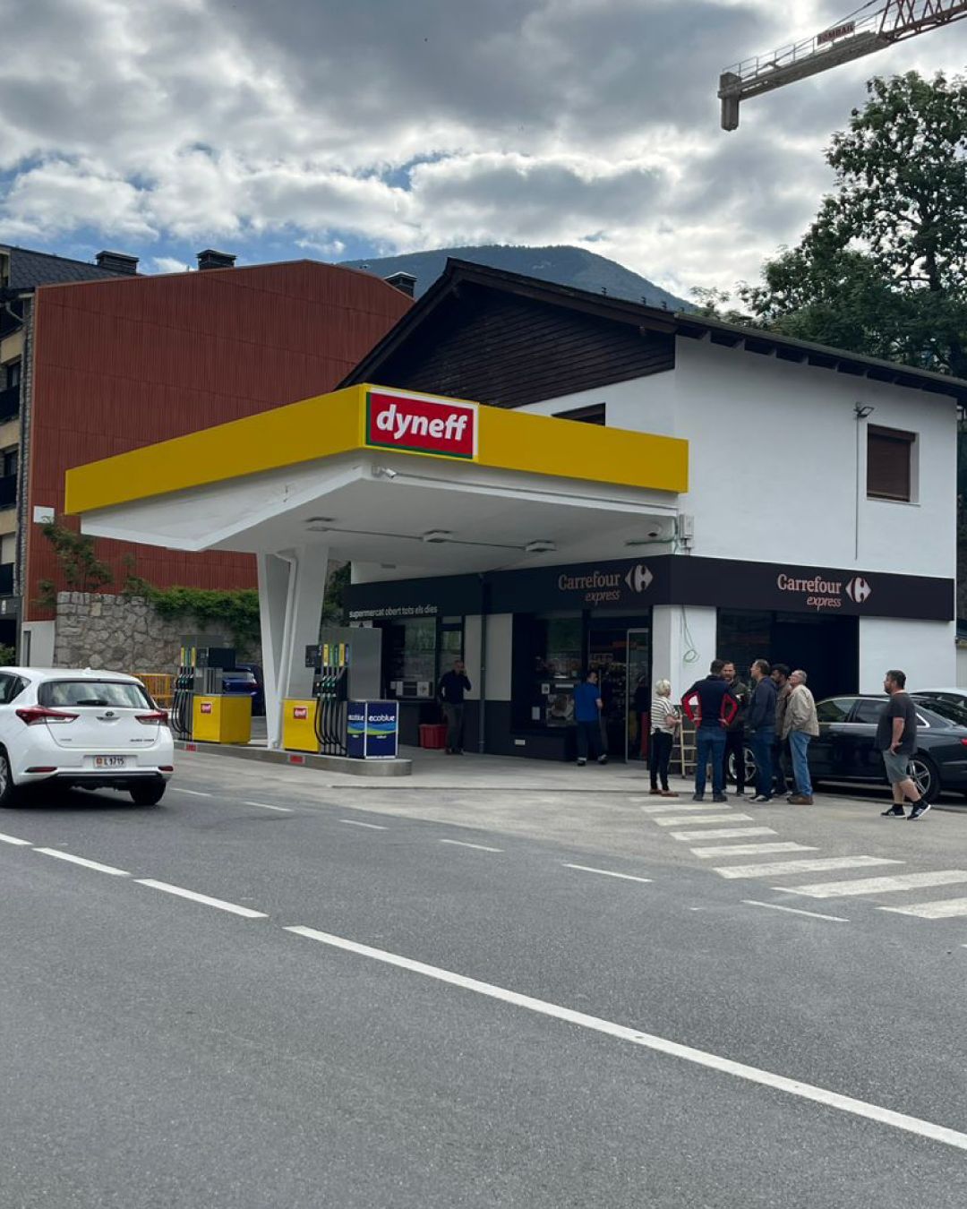 ¡Dyneff se instala en Andorra!
